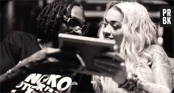 Snoop Dogg et Rita Ora : complice pour le clip de Torn Apart