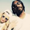 Snoop Dogg et Rita Ora dans le clip de Torn Apart