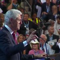 Blurred Lines par Bill Clinton : l&#039;ex-Président américain se la joue Robin Thicke