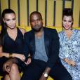 Kim Kardashian, Kanye West, Kourtney Kardashian et Scott Disick à NY, le 23 avril 2012