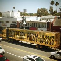 Katy Perry dans le fossé : un conducteur ivre percute le camion promotionnel de &quot;Prism&quot;