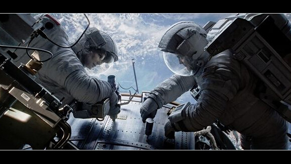Gravity : George Clooney et Sandra Bullock dans un trailer vertigineux
