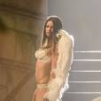 Adriana Lima : vraie bombe pour Victoria's Secret, le 18 septembre 2013 à Paris