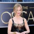Nicole Kidman sur le tapis rouge des Oscars 2013