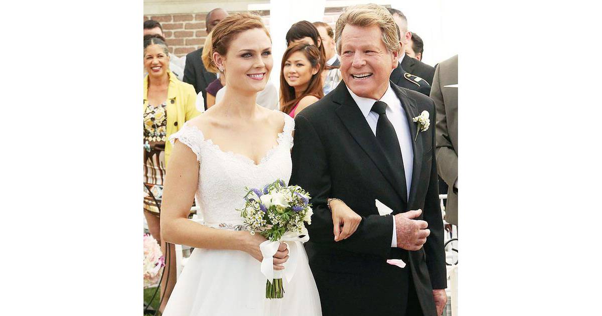 Bones saison 9, épisode 6 : Brennan se marie - Purebreak