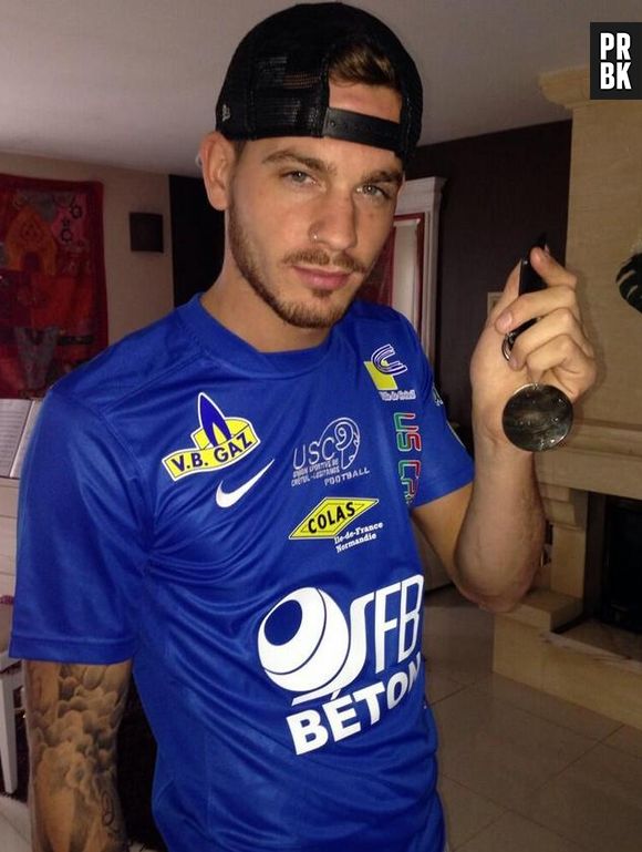 Aurélie Dotremont : Mike des Ch'tis afirme qu'elle a trompé Benjamin avec Raphaël de L'île des vérités 3