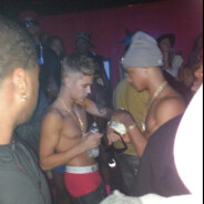 Justin Bieber : les mains baladeuses dans un club de strip-tease