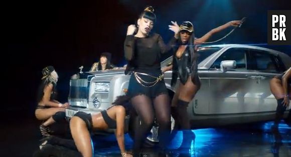 Lily Allen : le clip de Hard Out Here s'en prend à Miley Cyrus, Rihanna, Britney Spears ou encore Robin Thicke