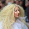 Lady Gaga tentée par une expérience à trois avec Taylor Kinney