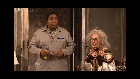 Lady Gaga au SNL : sexe simulé avec R. Kelly et mamie-star déchue dans un sketch