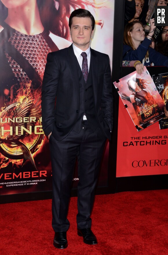 Josh Hutcherson à l'avant-première d'Hunger Games l'embrasement à Los Angeles le 18 novembre 2013