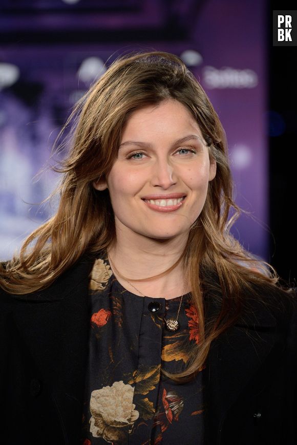 Laetitia Casta illumine les Champs-Elysées, le 21 novembre 2013 à Paris
