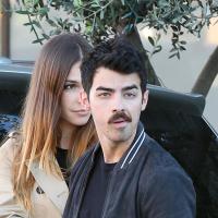 Joe Jonas moustachu : notre sélection pour la fin du Movember