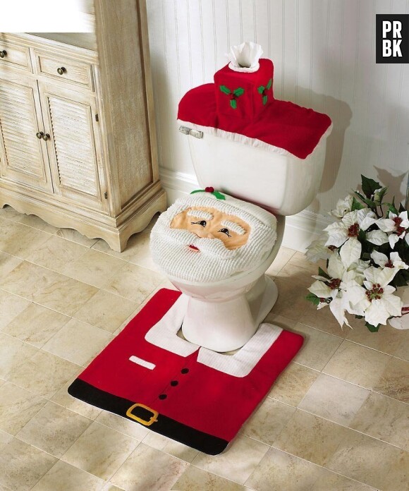 Le déguisement de Papa Noël pour WC chez Amazon