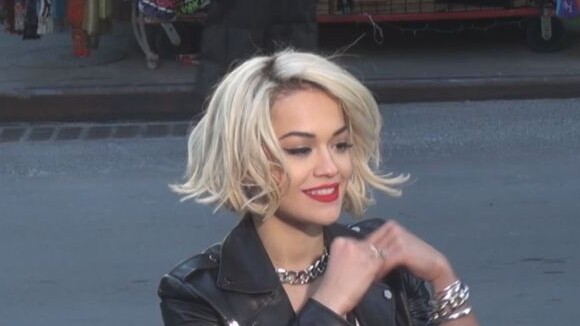 Rita Ora : glam rock pour un nouveau shooting à New York