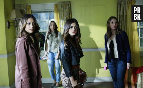 Pretty Little Liars saison 4, épisode 16 : Emily, Spencer, Aria et Hanna sur une photo promo