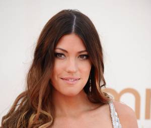 Jennifer Carpenter décolletée sur le tapis rouge des Emmy Awards 2011
