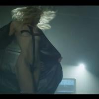 Taylor Momsen plus trash que Miley Cyrus : nue dans le clip d&#039;Heaven Knows