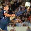 Zlatan Ibrahimovic prouve ses talents de slammeur avec le titre 'Du gamla du fria'