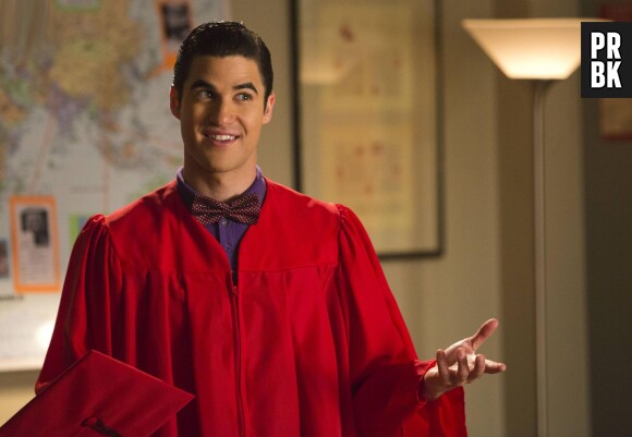 Glee saison 5, épisode 10 : Darren Criss sur une photo