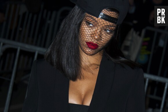 Rihanna au défilé Givenchy pendant la Fashion Week de Paris, le 2 mars 2014