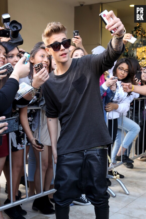 Justin Bieber occupe la première place du classement des 10 stars les plus surexposées de 2014 de Forbes