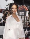 Rihanna sur le tapis rouge des MTV Movie Awards 2014, le 13 avril à Los Angeles