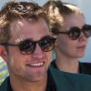 Robert Pattinson souriant au photocall du film The Rover au Festival de Cannes 2014, le dimanche 18 mai