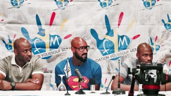 Nicolas Anelka : un t-shirt "super quenelle" pour Dieudonné à Kinshasa