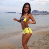 Les Princes de l'amour: Emilia Cheranti en bikini sur le tournage de son clip Funk do Brazil