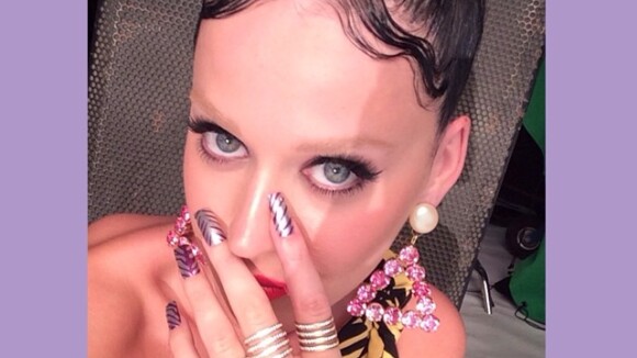 Katy Perry : sa nouvelle folie ? Des sourcils blonds !