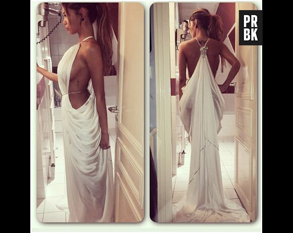 Nabilla Benattia dans une robe blanche sexy tirée de sa collection de vêtements