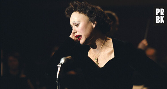Marion Cotillard en Edith Piaf dans La Môme