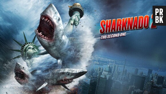 Sharknado 2 : les 10 moments les plus délirants (et ridicules) en GIFs