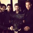 Steven R. McQueen, Michael Trevino, Zach Roerig et Matt Davis lors d'une séance photo pour la saison 6 de Vampire Diaries