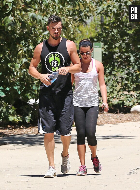 Lea Michele et Matthew Paetz en pleine rando à Los Angeles, le 5 août 2014