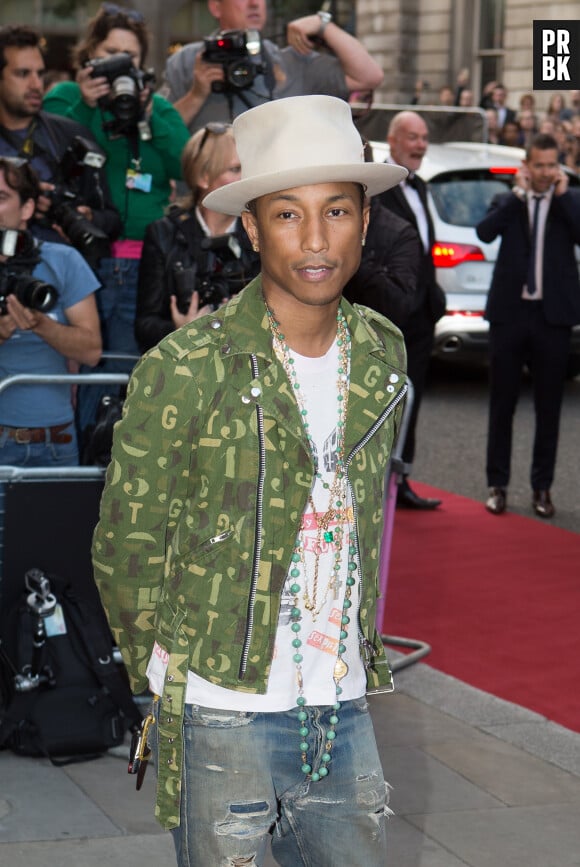 Pharrell Williams aux GQ Men of the Year Awards le 2 septembre 2014 à Londres