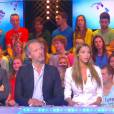  Nabilla Benattia bien entour&eacute;e pour ses d&eacute;buts dans Touche pas &agrave; mon poste sur D8 le 24 septembre 2014 