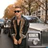 Justin Bieber prend la pose en mode gangsta, le 30 septembre 2014 à Paris