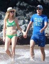  Candice Accola et Joe King pendant leurs vacances &agrave; Hawaii, le 16 avril 2014 