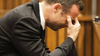 Oscar Pistorius condamné à 5 ans de prison ferme pour "homicide involontaire"
