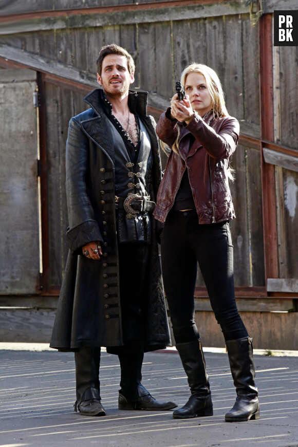 Once Upon a Time saison 4 : Emma et Hook bientôt face à une nouvelle ennemie