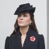 Kate Middleton enceinte et sombre pour le "Remembrance Sunday", le 9 novembre 2014 à Londres