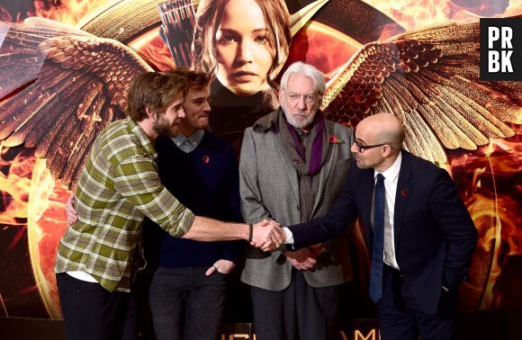 Hunger Games 3 : Liam Hemsworth, Sam Claflin, Donald Sutherland et Stanley Tucci présent à Londres lors d'un photocall (9 novembre 2014)