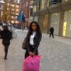 Flora Coquerel : journée shopping à Londres avant Miss Monde 2014