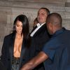Kim Kardashian : seins dehors à la Fashion Week de Paris, le 25 septembre 2014