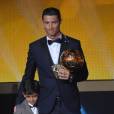  Cristiano Ronaldo a remport&eacute; le Ballon d'or 2014, le 12 janvier 2015 &agrave; Zurich 