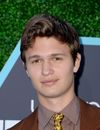  Ansel Elgort sur le tapis rouge des Young Hollywood Awards, le 28 juillet 2014 