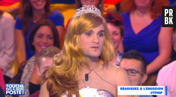 Malik Bentalha en Miss France dans Touche pas à mon poste, le 8 décembre 2014