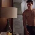 Fifty Shades of Grey : Jamie Dornan sexy et torse-nu dans un extrait